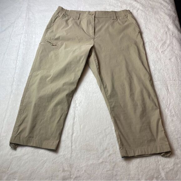 Mountain Warehouse Light Khaki Capris Size 10 - Picture 1 of 11